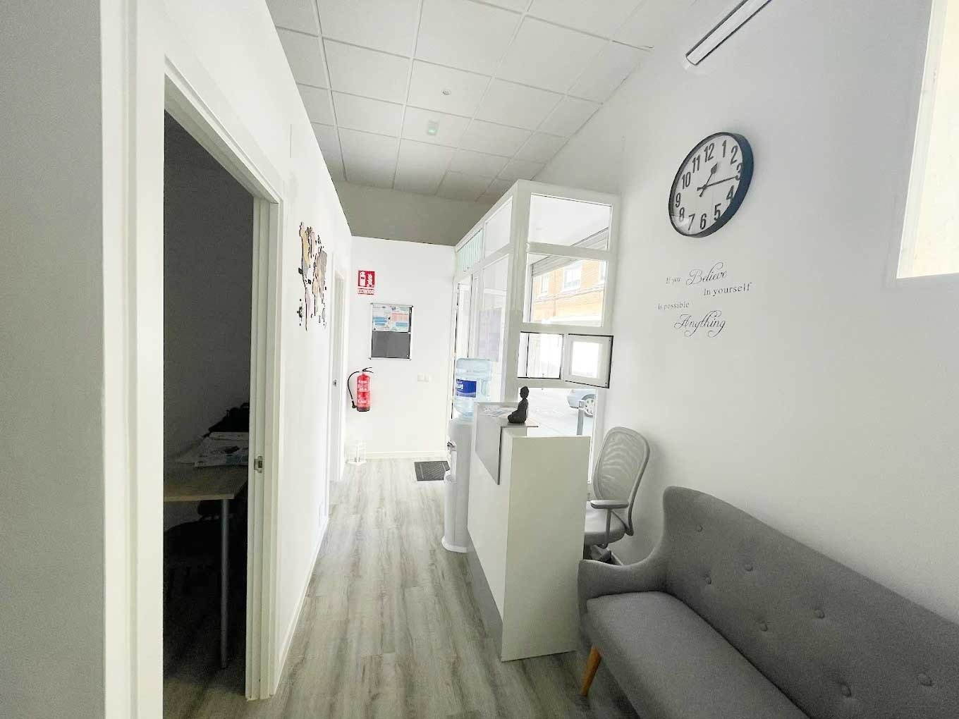 Recepción y sala de espera